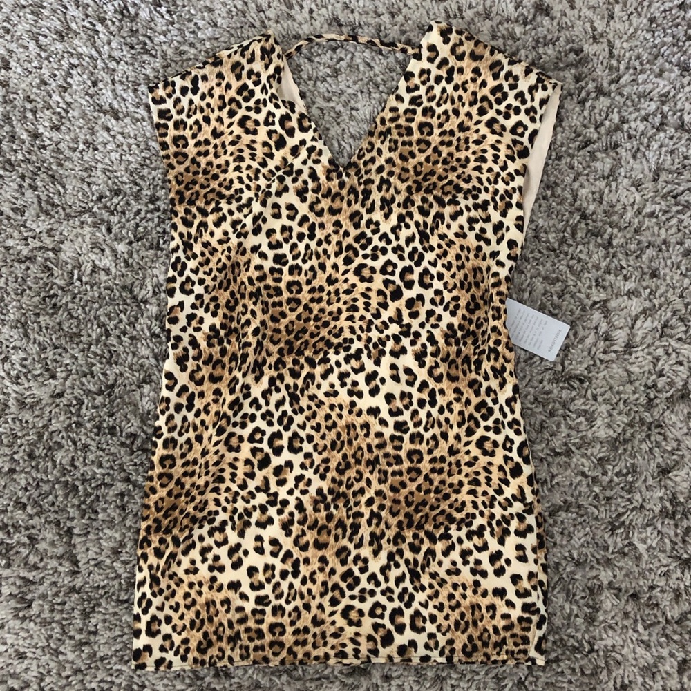 V NECK LEOPARD PRINT SHIFT DRESS - Picture 4 of 6